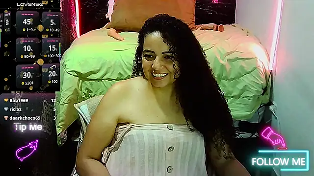 แชท XXX สดของ _naughty_milf