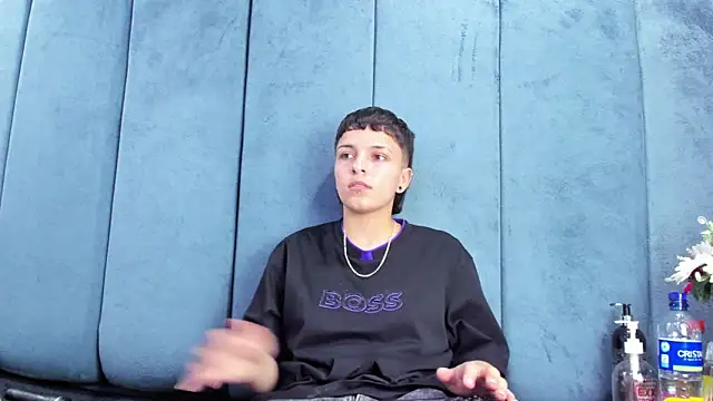 Megan_Thompson_ Live XXX-Chat