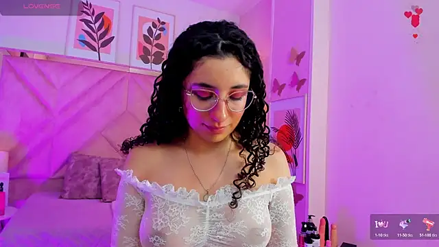 แชท XXX สดของ DemiJones_