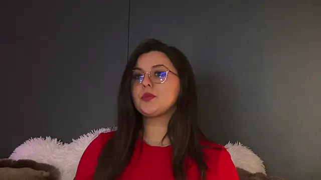 Mia_Swano Adlı Modelin Canlı XXX Sohbeti