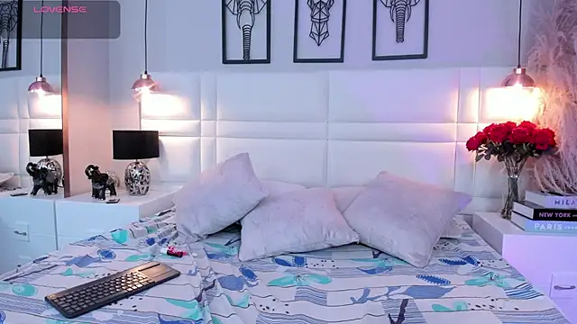 Mia_Bailey_: απευθείας συνομιλία ΧΧΧ