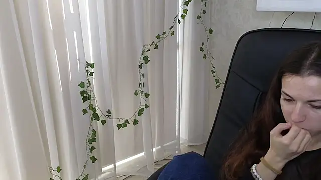 Ulyanix Adlı Modelin Web Kamerası Şovu