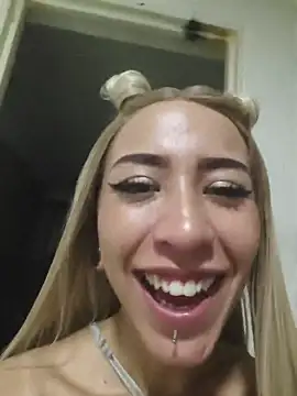 Chat XXX en directo de Holistic_Ambrita