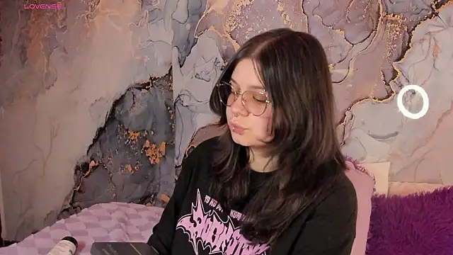 Mey_moon Chat XXX in diretta