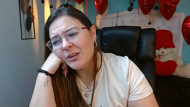 MsJossie live XXX chat