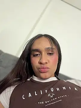 Isabella-Teen – Live XXX-chat