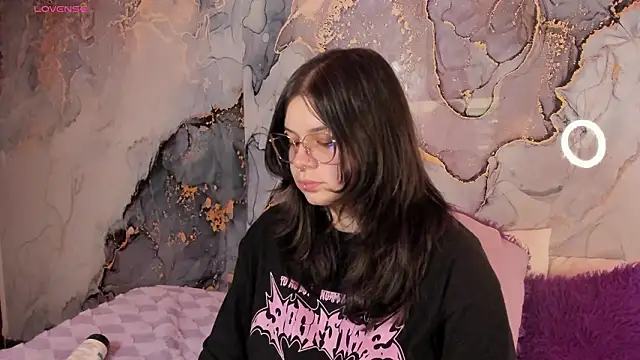 Chatroom XXX en direct de Mey_moon