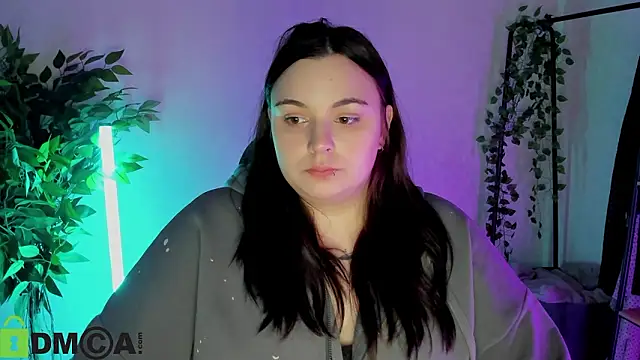 Mia_R0ss Adlı Modelin Canlı XXX Sohbeti