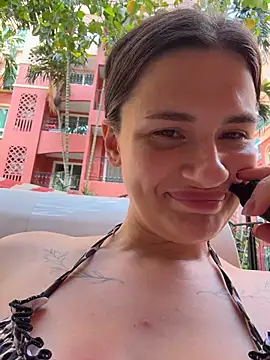 MiraReach: онлайн-секс-чат