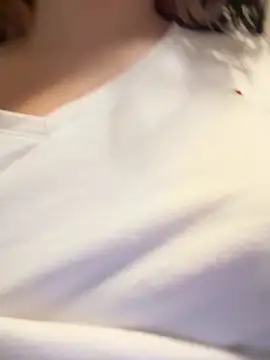 babykalirose élő XXX-chatje