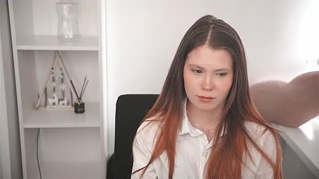 Онлайн чат XXX MarnieWootan