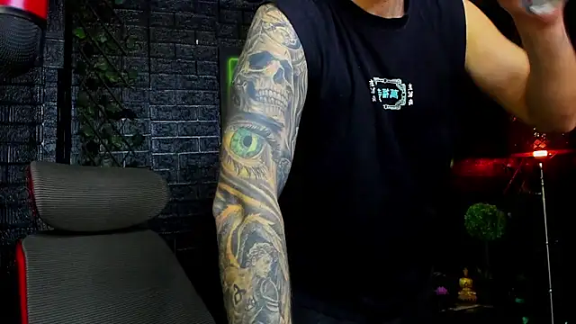 LexHardy 现场XXX聊天