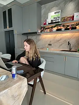 Chat +18 de Nura_n_Sarah ao vivo