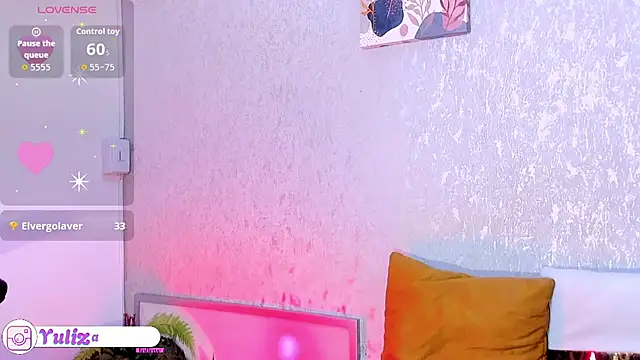 Chat +18 de Luxury_Woman ao vivo