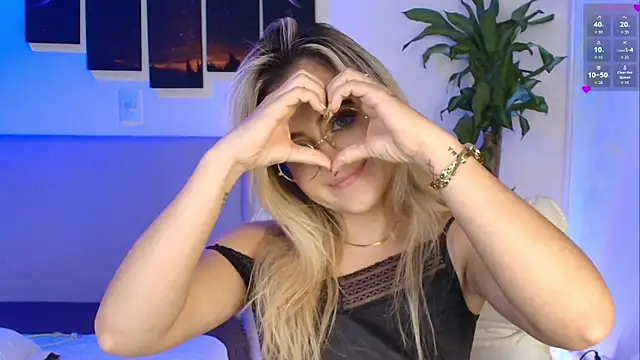 XXX chat uživo modela MaryMoon_