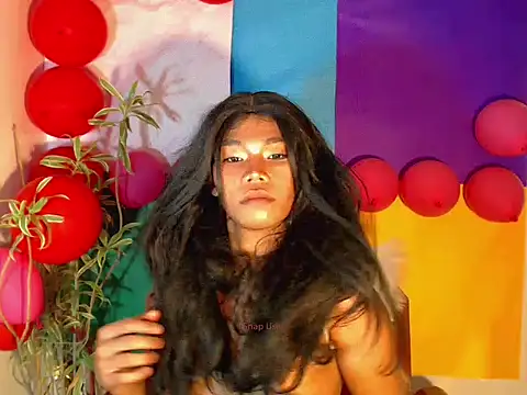 shopiaxox1 Adlı Modelin Web Kamerası Şovu