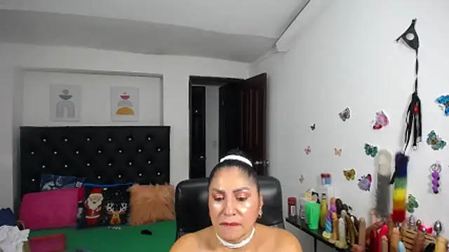 XXX chat uživo modela mature_bigboobs10