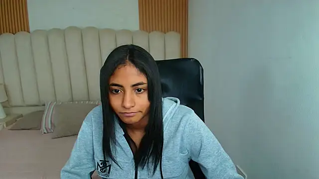 shaneelle: онлайн-секс-чат