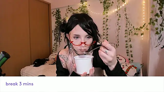 Viv_Player: онлайн-секс-чат