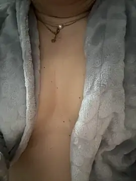 SweetMia36UK 现场XXX聊天