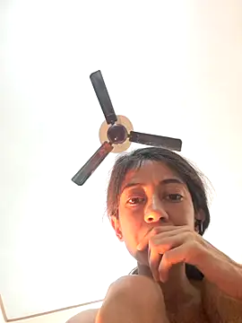 Chat +18 de Deepika5567 ao vivo