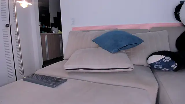 Chat XXX en directo de kitty_miaa