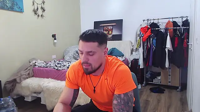 Tiberius_hunk – Kamerová šou