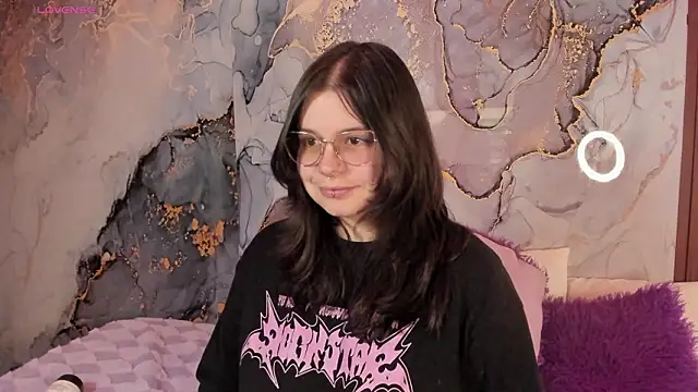 Mey_moon Chat XXX in diretta