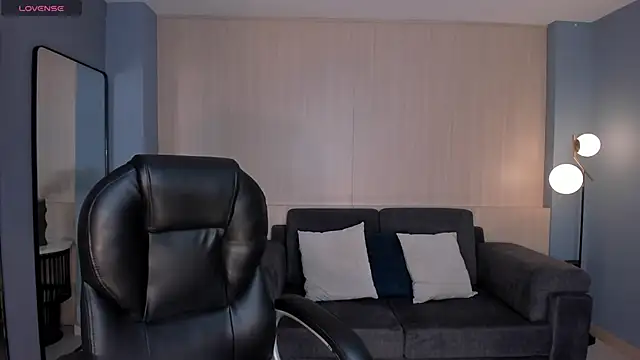 KayraLanne Adlı Modelin Canlı XXX Sohbeti