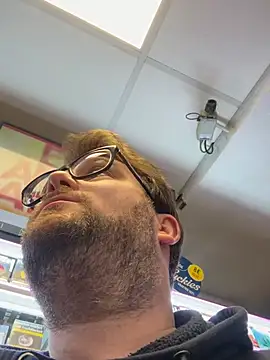 Dominic2295 Chat XXX in diretta