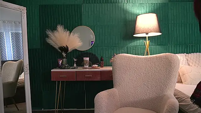 HaileyMoonn: απευθείας συνομιλία ΧΧΧ