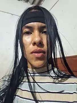 Show de Alannys19 na webcam