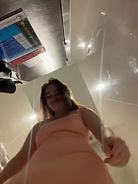 Chat +18 de KiraSunshine ao vivo