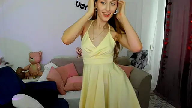 NaturalBeaty Chat XXX live