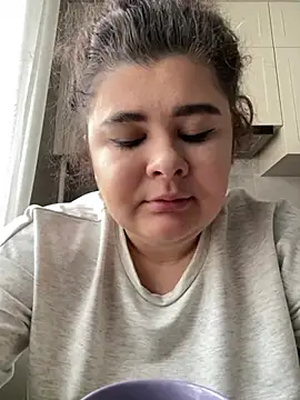 AliceCurlyX Chat XXX live