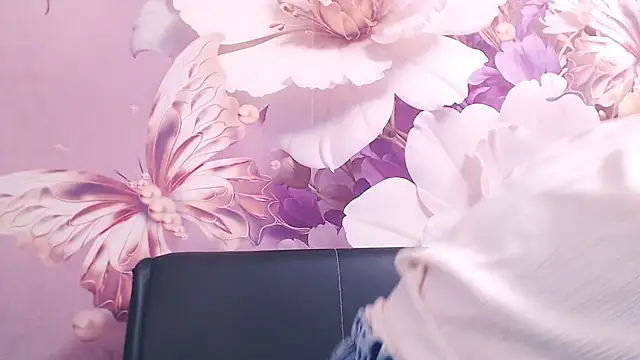 BlondPussy 现场XXX聊天