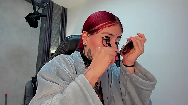 selene_red_ Live XXX Chat