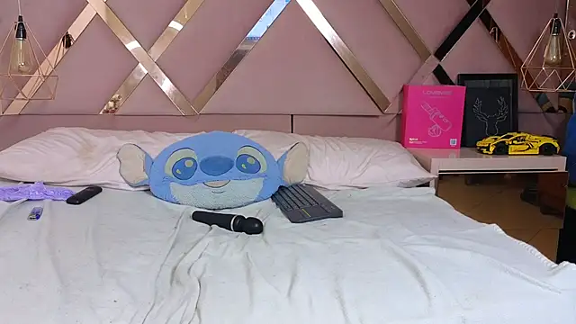 Sophia_moo_n Live XXX chat