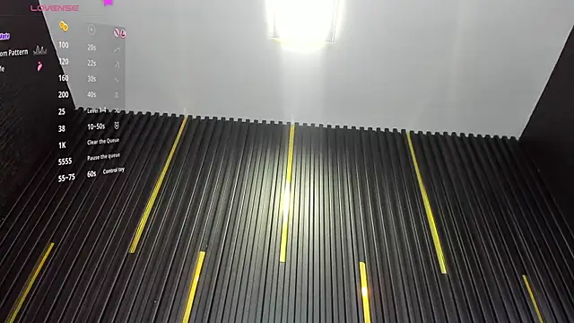 Онлайн чат XXX LolyYunno