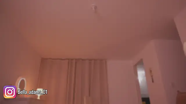 bella_adams_ Live XXX-Chat