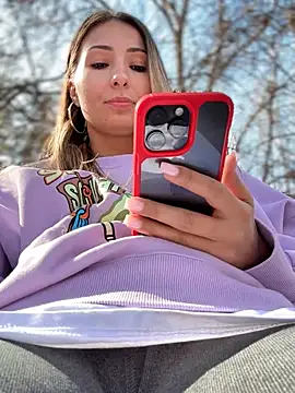 Wonder_Kari Live XXX-chat