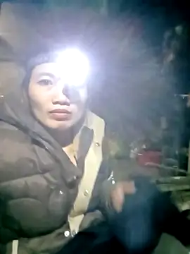 ngan-cute Live XXX-chat