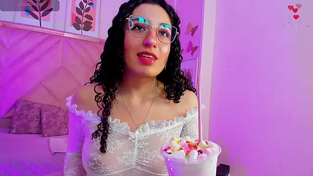 DemiJones_ 라이브 XXX 채팅