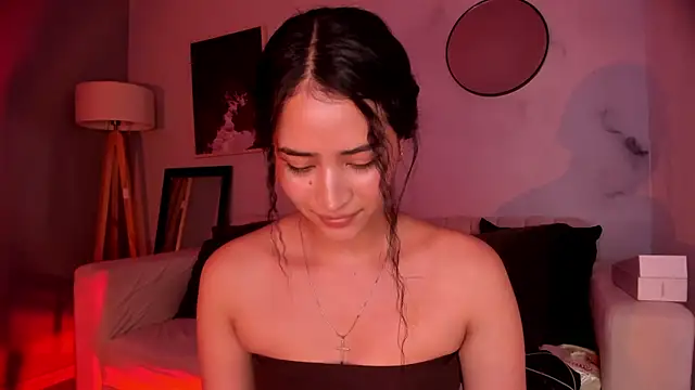 دردشة lara_madisson الجنسية المباشرة