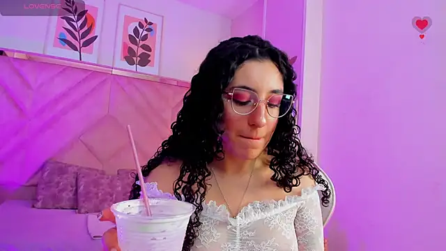 Živý XXX chat DemiJones_