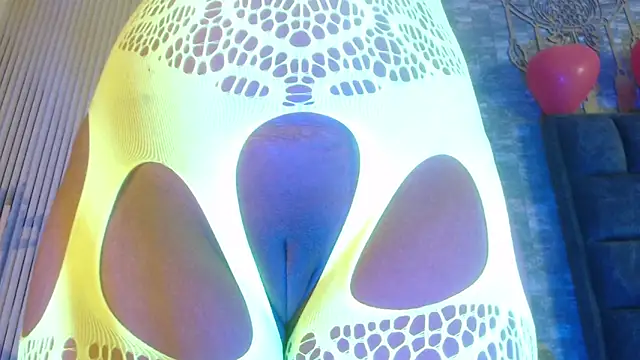 Keila_Fg লাইভ XXX চ্যাট