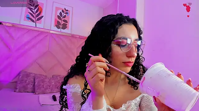 DemiJones_ Chat XXX in diretta