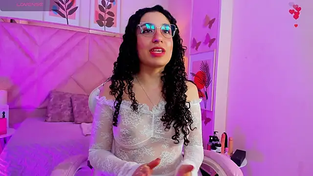 Chat +18 de DemiJones_ ao vivo