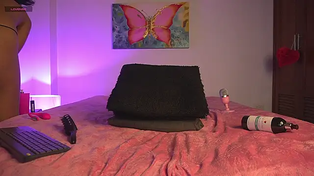 noah_0814's Live XXX Chat