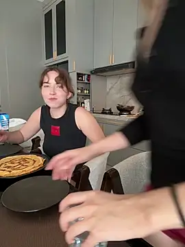 Nura_n_Sarah Adlı Modelin Canlı XXX Sohbeti